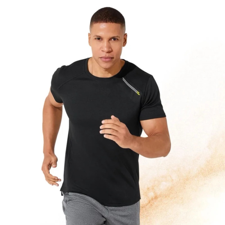 خرید تیشرت ورزشی مردانه/برند کریویت/رنگ مشکی/جنس پلی استر و اسپندکس/ضدتعریق و ضدبو نمای کامل