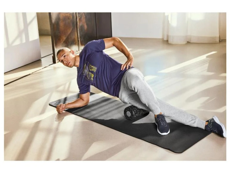 خرید اسلش مردانه کریویت Crivit رنگ طوسی با پارچه پشمی نرم و گرم، مناسب استایل روزمره و ورزشی سبک تنخور