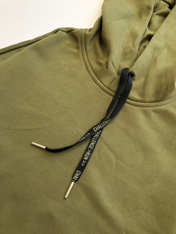 خرید هودی مردانه CRIVIT سبز با پارچه نرم و گرم، کلاه با بند تنظیم و جیب جلو، مناسب استفاده روزمره و فعالیت در هوای آزاد نمای کامل | صبامی