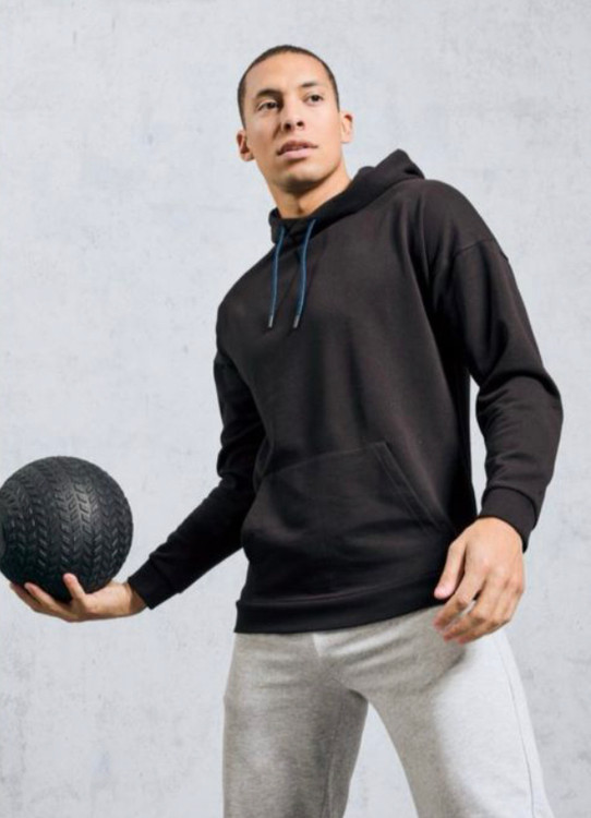 خرید هودی جیب کانگورویی زمستانی مردانه مشکی برند Crivit مناسب پاییز و زمستان نمای تنخور | صبامی