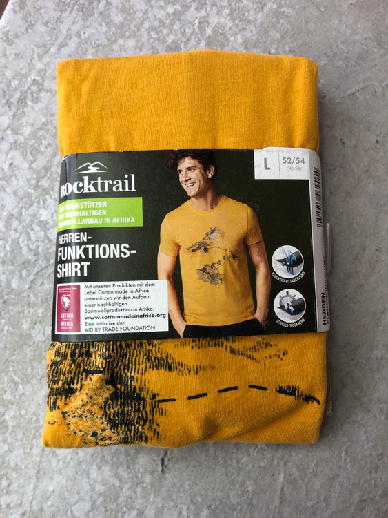 تیشرت مردانه نخی/برند راک تریل/رنگ خردلی/جنس پلی آمید و الاستان/خنک و سبک/نمای کامل/صبامی