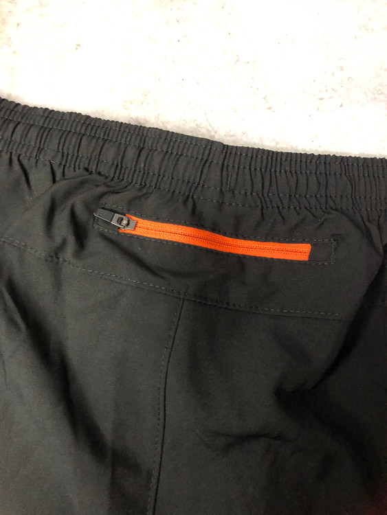 خرید شلوارک ورزشی مردانه مشکی Crivit اصل آلمان | سبک، راحت و باکیفیت نمای جیب | صبامی