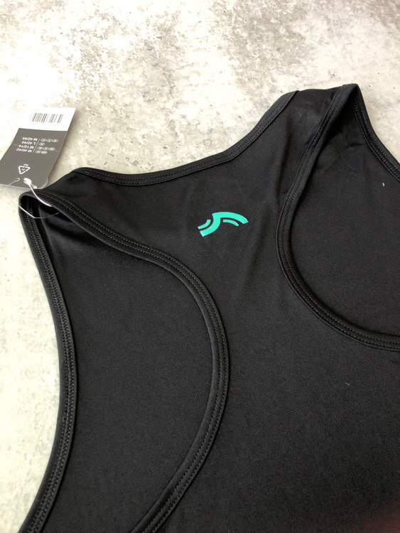 خرید تاپ زنانه ورزشی کریویت مشکی پلی استر و الاستان نمای پشت | صبامی