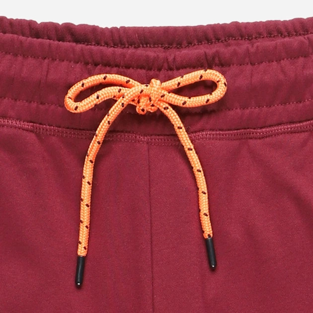 خرید اسلش مردانه برند کریویت (Crivit) اصل آلمان، رنگ زرشکی کلاسیک نمای کمر | صبامی