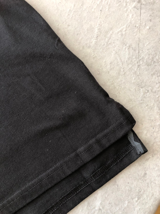 خرید تیشرت مردانه مشکی کریویت | مناسب ورزش و روزمره نمای پارچه | صبامی